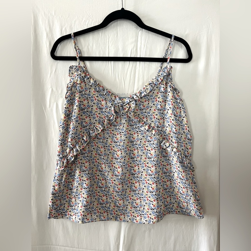 CeCe Floral Ruffle Detail Camisole Size M